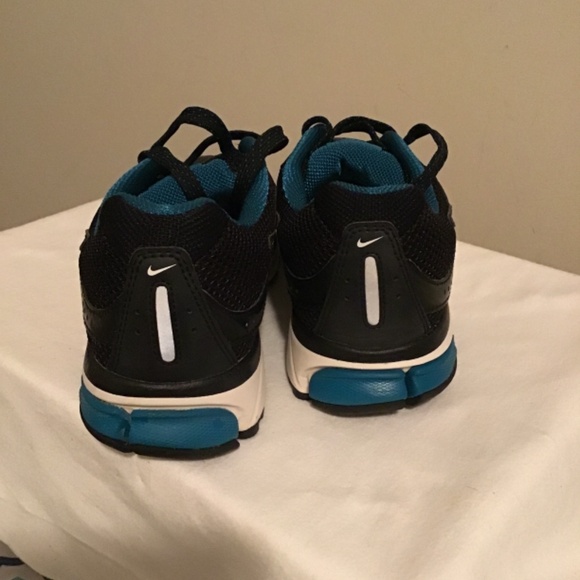 😎NIKE’s, Women’s size 6.5, new condition, super clean/lightweight, see photos - Picture 4 of 7